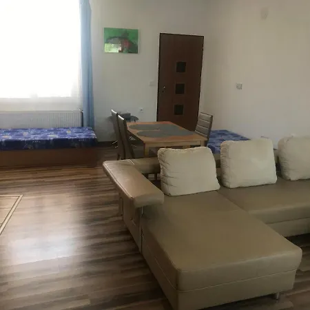 Apartment Nikola *