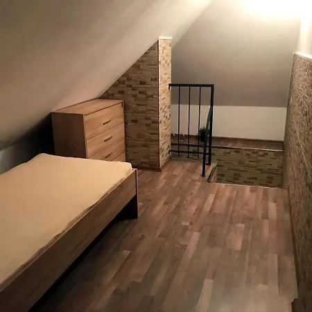 Apartment Nikola Kraliky