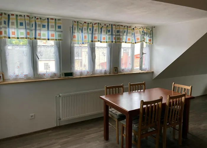 Nikola Lejlighed